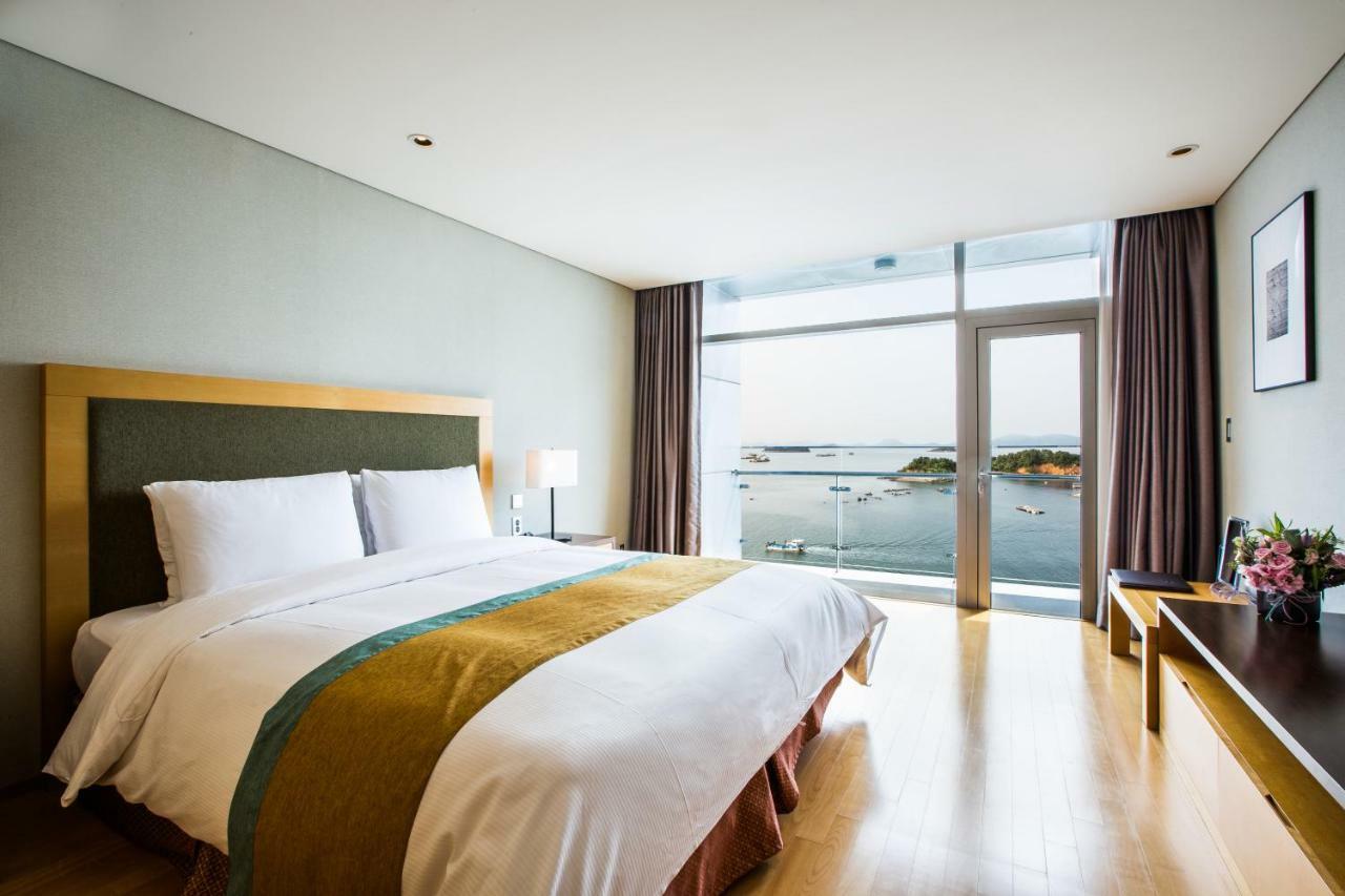 Hidden Bay Hotel Yeosu Exterior photo